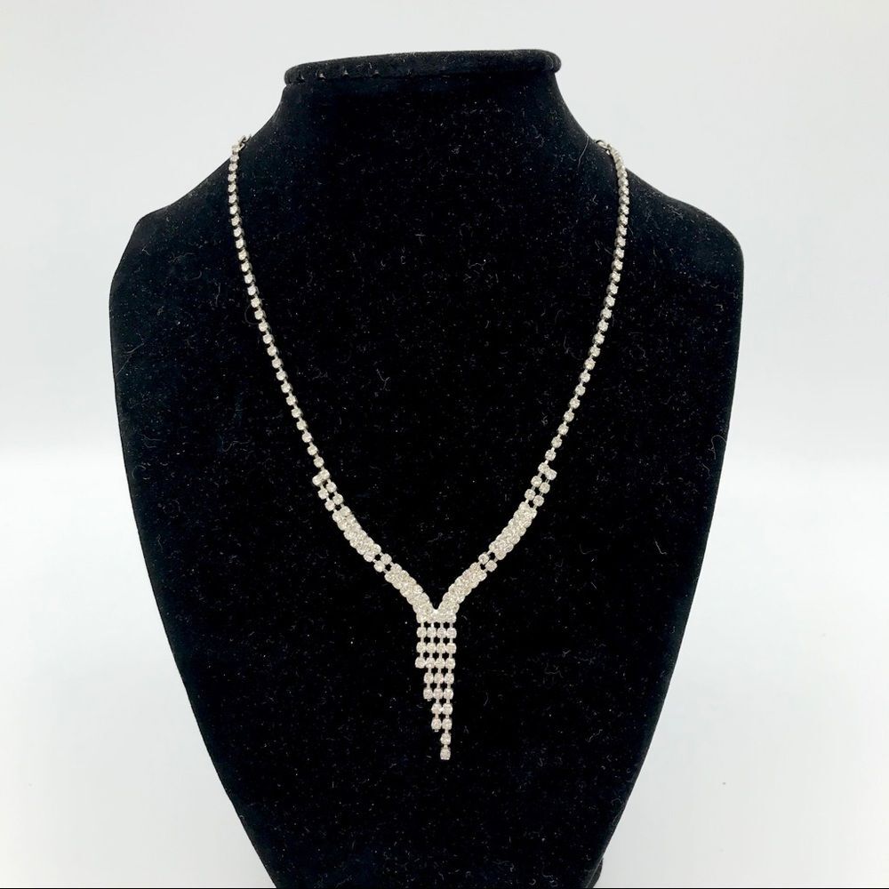 Vintage Necklace Rhinestone Silver Tone Y Drop